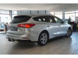 Ford Focus Turnier bei Sportwagen.expert - Abbildung (6 / 15)