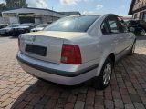 VW Passat bei Sportwagen.expert - Abbildung (5 / 15)