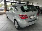 Mercedes-Benz B-Klasse bei Sportwagen.expert - Abbildung (2 / 15)