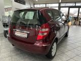 Mercedes-Benz A-Klasse bei Sportwagen.expert - Abbildung (6 / 15)