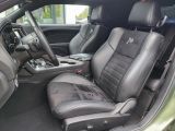 Dodge Challenger bei Sportwagen.expert - Abbildung (13 / 15)