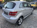 Mercedes-Benz B-Klasse bei Sportwagen.expert - Abbildung (4 / 14)