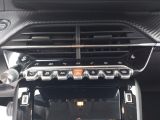 Peugeot 208 bei Sportwagen.expert - Abbildung (14 / 15)