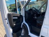 Opel Movano bei Sportwagen.expert - Abbildung (8 / 15)