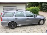 Opel Vectra bei Sportwagen.expert - Abbildung (14 / 15)