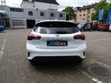 Ford Focus bei Sportwagen.expert - Abbildung (8 / 15)