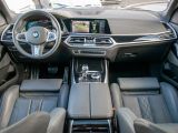 BMW X7 bei Sportwagen.expert - Abbildung (8 / 15)
