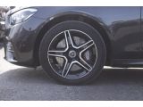 Mercedes-Benz E-Klasse bei Sportwagen.expert - Abbildung (6 / 15)