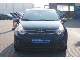 Kia Rio bei Sportwagen.expert - Abbildung (2 / 15)