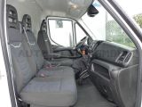 Iveco Daily bei Sportwagen.expert - Abbildung (13 / 15)
