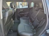 Jeep Compass bei Sportwagen.expert - Abbildung (12 / 13)