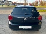 VW Polo bei Sportwagen.expert - Abbildung (7 / 15)