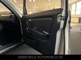 Mercedes-Benz 230 bei Sportwagen.expert - Abbildung (13 / 15)