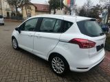 Ford B-MAX bei Sportwagen.expert - Abbildung (5 / 13)