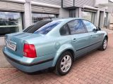 VW Passat bei Sportwagen.expert - Abbildung (2 / 15)