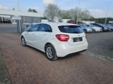 Mercedes-Benz A-Klasse bei Sportwagen.expert - Abbildung (3 / 15)