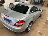 Mercedes-Benz SLK-Klasse bei Sportwagen.expert - Abbildung (11 / 15)