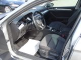 VW Passat bei Sportwagen.expert - Abbildung (13 / 15)