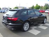 Audi A4 bei Sportwagen.expert - Abbildung (5 / 15)