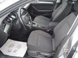 VW Passat bei Sportwagen.expert - Abbildung (14 / 15)