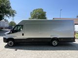 Iveco Daily bei Sportwagen.expert - Abbildung (8 / 10) Iveco Daily bei Sportwagen.expert - Abbildung (8 / 10)