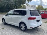 VW Touran bei Sportwagen.expert - Abbildung (8 / 10)