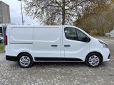 Nissan NV300 bei Sportwagen.expert - Abbildung (6 / 10)