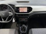 VW T-Cross bei Sportwagen.expert - Abbildung (14 / 15)