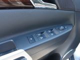Opel Antara bei Sportwagen.expert - Abbildung (12 / 15)