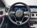 Mercedes-Benz E-Klasse bei Sportwagen.expert - Abbildung (13 / 15)