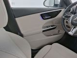 Mercedes-Benz C-Klasse bei Sportwagen.expert - Abbildung (8 / 11)