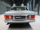 Mercedes-Benz 380 bei Sportwagen.expert - Abbildung (5 / 15)