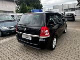 Opel Zafira bei Sportwagen.expert - Abbildung (4 / 10)