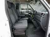 Nissan Interstar bei Sportwagen.expert - Abbildung (10 / 15)