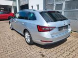 Skoda Superb bei Sportwagen.expert - Abbildung (3 / 15)