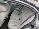 Jaguar S-Type bei Sportwagen.expert - Abbildung (8 / 15)