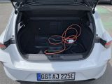 Opel Astra bei Sportwagen.expert - Abbildung (6 / 15)