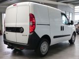 Opel Combo bei Sportwagen.expert - Abbildung (2 / 15)