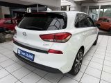 Hyundai i30 bei Sportwagen.expert - Abbildung (5 / 15)