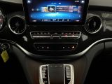 Mercedes-Benz V-Klasse bei Sportwagen.expert - Abbildung (13 / 15)