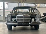 Mercedes-Benz 280 bei Sportwagen.expert - Abbildung (2 / 15)