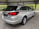 Opel Astra bei Sportwagen.expert - Abbildung (2 / 15)