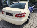 Mercedes-Benz E-Klasse bei Sportwagen.expert - Abbildung (7 / 15)