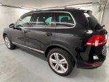 VW Touareg bei Sportwagen.expert - Abbildung (6 / 14)