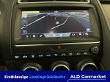 Jaguar E-Pace bei Sportwagen.expert - Abbildung (11 / 12)