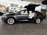 Tesla Model X bei Sportwagen.expert - Abbildung (6 / 15) Tesla Model X bei Sportwagen.expert - Abbildung (6 / 15)