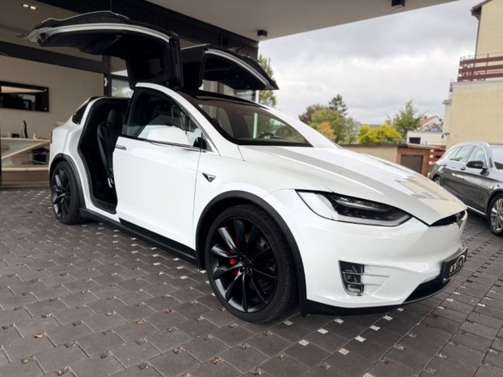 Tesla Model X bei Sportwagen.expert - Hauptabbildung Tesla Model X bei Sportwagen.expert - Hauptabbildung