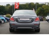 Mercedes-Benz E-Klasse bei Sportwagen.expert - Abbildung (4 / 15)